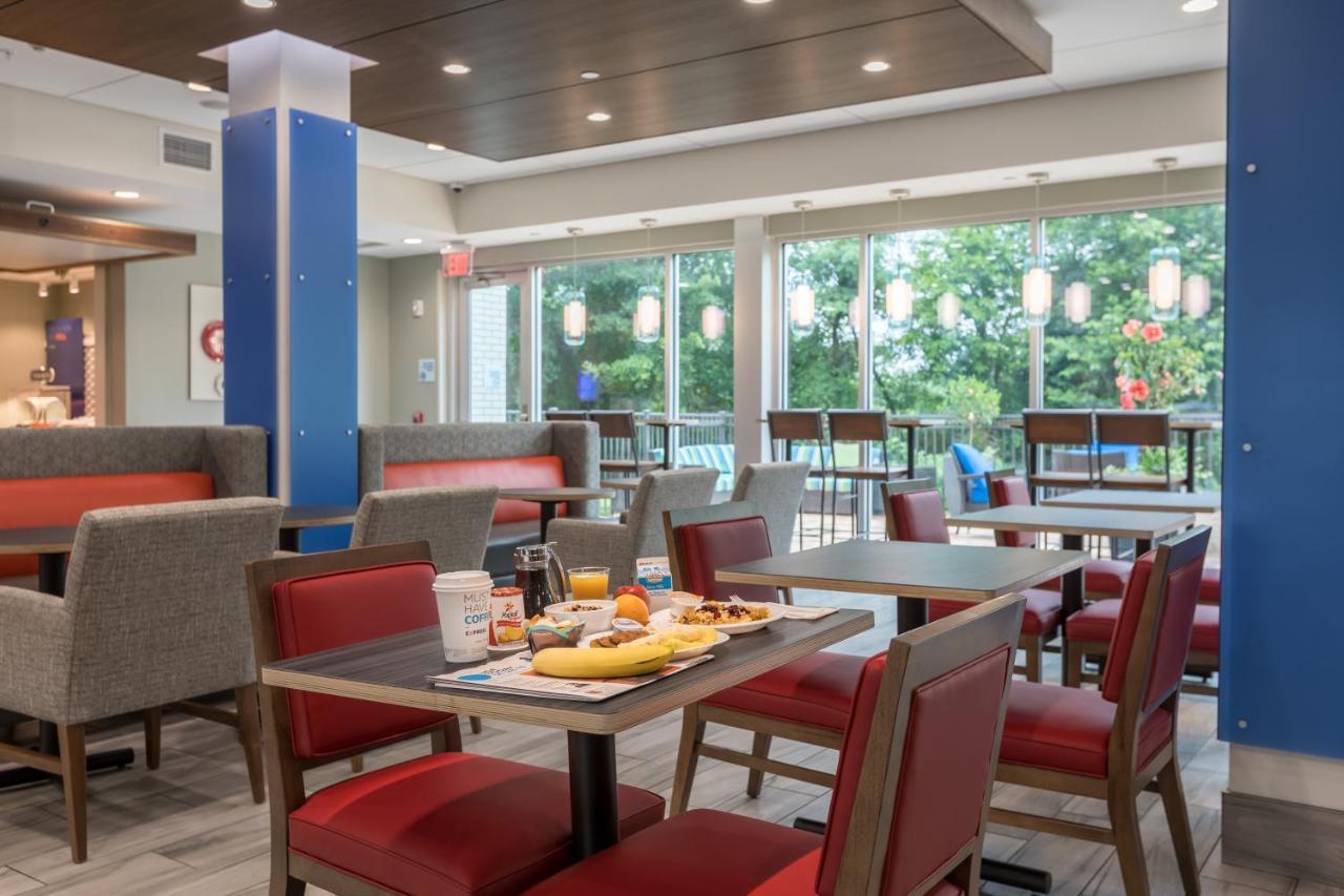 Holiday Inn Express & Suites Greenville S - Piedmont By Ihg Dış mekan fotoğraf