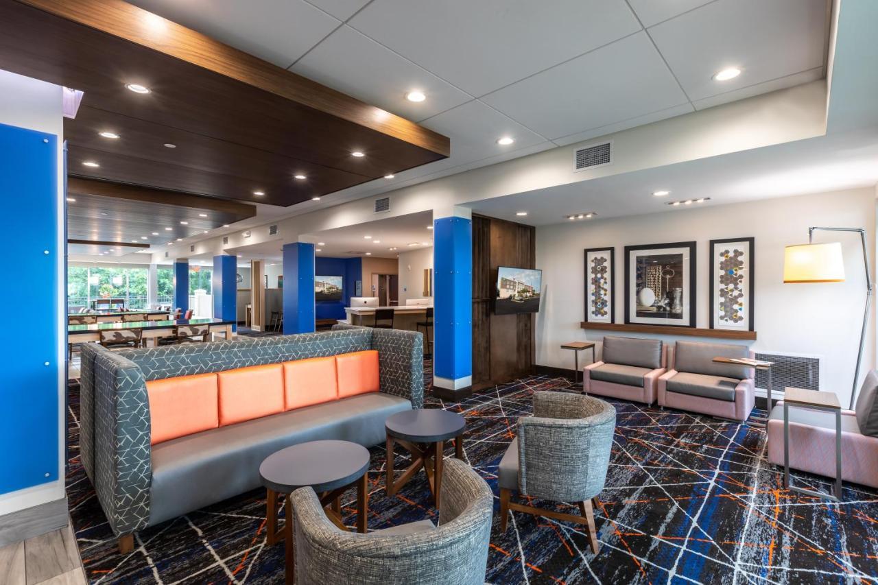 Holiday Inn Express & Suites Greenville S - Piedmont By Ihg Dış mekan fotoğraf