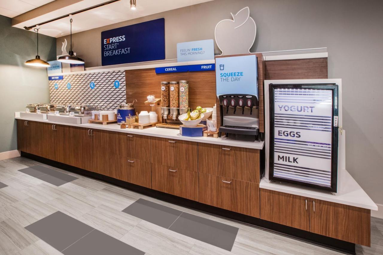 Holiday Inn Express & Suites Greenville S - Piedmont By Ihg Dış mekan fotoğraf